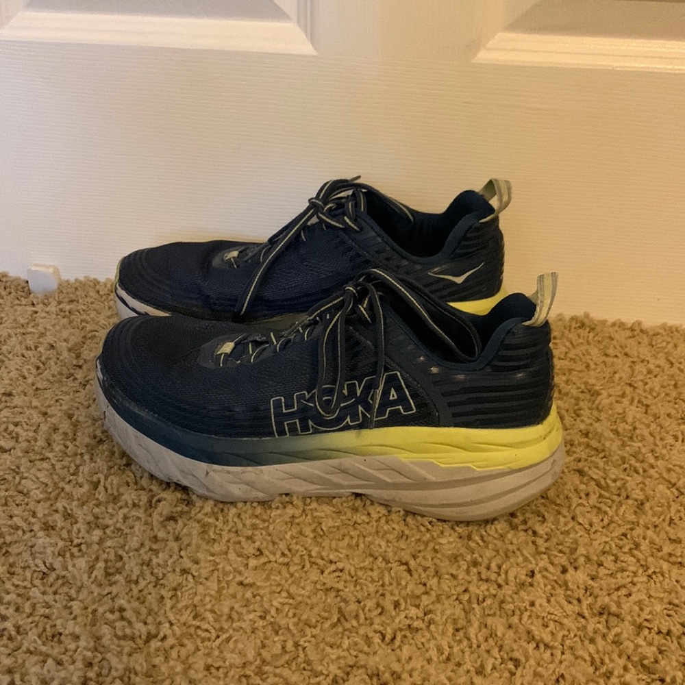 Hoka Women’s Bondi 6
